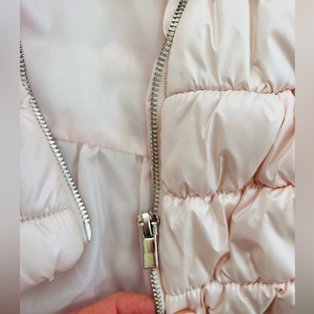 Cute Tahari 24 months girl's winter coat in light pink - Picture 3 of 8